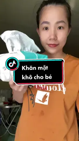 Các mẹ dùng em khăn khô này cực kì tiện lợi luôn nhé🥰🥰 #khanmatkho #khanmatkhotopgia #topgia 