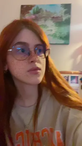 POV: “sì, studio cinese.”