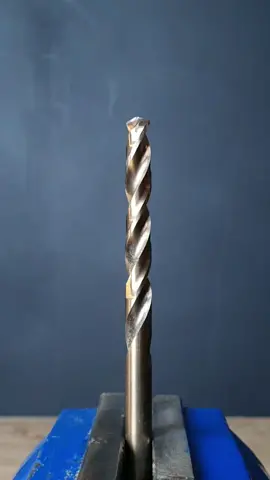 How to always lubricate your drill bits