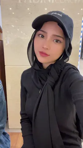 Mishu @b 🥺