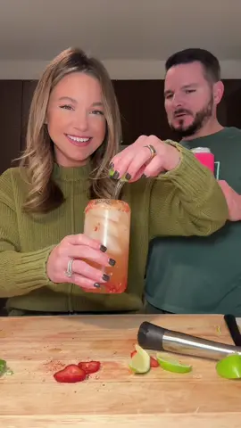 Cheers 🤸🏼‍♀️#21seeds #21seedstequila🍹 #jalapenotequila #spicycocktail #easycocktailrecipes #cucumberjalapeno #simplecocktail #lowcaloriecocktail #tequila #spicytequila #husbandandwife #wifeandhusband #couplesoftiktok #couplestiktok #cheers #drinksathome 