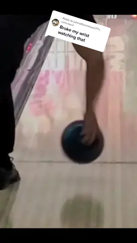 Replying to @johnathanmoore77 LOL 😆 #bowltok #bowling #viral #slowmo 