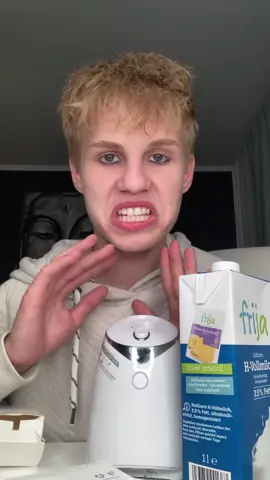Ich glaube es war keine gute Ideeeeeee…. 😂💀⚡️ #fyp #foryoupage #viral #fy #tourettes #tic #tourette #tourettesawareness 