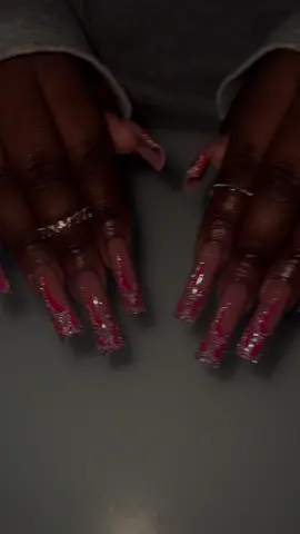 Then I went home and disputed the charge 😁 @oo.nailz 