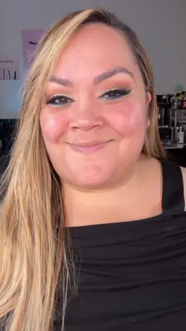 #mybobbibrowngiftedme @bobbibrown #bobbibrown #fullcoveragemyway #skeepersfamily loving the way my skin looks with all the steps from @bobbibrowncosmetics 