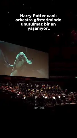 ortamın güzelliğine bakın ya.. tüyler diken diken. Lumos! 🥹✨ 📍Royal Albert Hall, Londra 2022. 🎥: Harry Potter ve Melez Prens (2009) #harrypotter #harrypotterinconcert #harrypotterandthehalfblodprince 