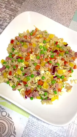 Recette équilibrée : Riz cantonais #idéerecette #cuisinetiktok #recettesimple #cuisinefacile #idéerepas #healthyrecette #cuisine 