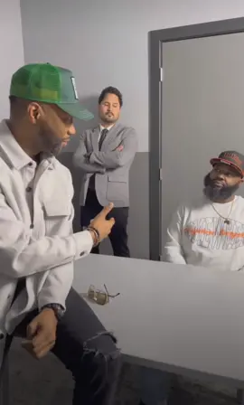 Detective Miles interrogates Black for info on D! #nichesworld  #imforthestreetstour 