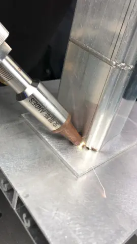 #laserwelding #laserwelder #welding #welder #handwork #laserweldingmachine #DIY #andeslaser #metalwork  