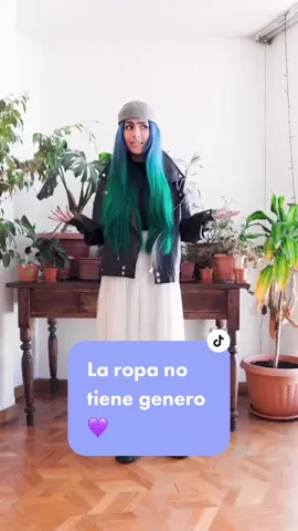 La cantidad de veces que nos pasa esto con @b0em 🤭💜. Y si! la ropa no tiene genero ☺️✨. #bolivia🇧🇴 #bolivia #lapazbolivia #lapaz #fashion #thrift #thrifted #couple #fun 