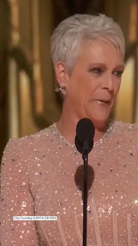 @jamieleecurtis wins the best supporting actress Oscar for “Everything Everywhere All at Once.”  #Oscars #Oscars95 #JamieLeeCurtis