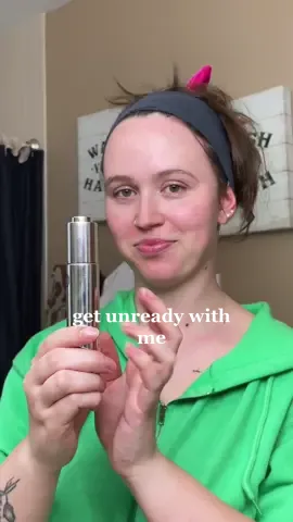 get unready with me! going to bed and watching the last of us🥳 #fyp #foryou #gurwm #nighttime #nightroutine #skincare #skincareroutine #nighttimeskincareroutine #nighttimeskincare #skincareproducts #glowyskin #glowing #healthyskin #routine #products #skincaretok #BeautyTok #microinfluencer #smallcreator #everydaylife #getunreadywithme #gettingunready #readyforbed #bedtimeroutine 