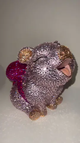 This little piggy went to the BANK 🏦 💕#piggybank #money #svb #rhinestone #crystallizedbychloe #obsessed 