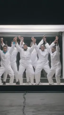 THIS DANCE IS MAD🤣 #betasquad #chunkz #filly | LAST TO LEAVE THE BOX