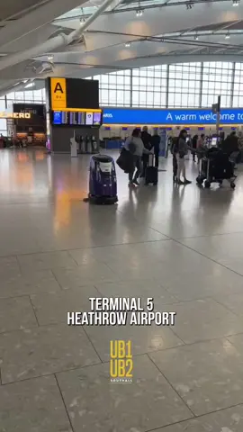 I refuse to believe that these things are replacing actual cleaners 😭😭 #UB1UB2 #London #Heathrow 