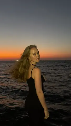 having my Daisy Buchanan moment #pinterestaesthetic #skimsdress #dreamyaesthetic #darkaesthetic #Lifestyle #sunsetvibes #darkacademia #greatgatsby 