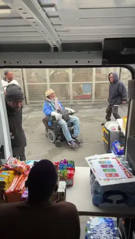Monday in Skid Row ❤️ Cigarette man gets upset when he doesn’t know my schedule 😂😂 We are in Skid Row ALL week long. 