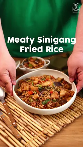 Sinigang Fried Rice has all the components that you love about the classic sinigang. It’s a unique way to present sinigang and will surely impress everyone at the table. That’s why if you want to level-up your sinigang? Tara, Recipedia! #forkspoonmanila #fsmrecipes #recipedia #tararecipedia #foodieph 
