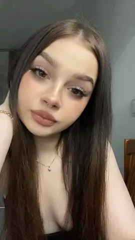 #dlaciebie #dlaciebie😏 #dlacb #dla_ciebie #dc #fyp #fypシ #pov #poland #polishgirls #polishgirl #polskadziewczyna #polskitiktok #polishboy #mood #netflix #hair #brunettegirl #brunetka #tiktok #viral #viralvideo #DIY #greenscreenvideo #usatiktok #usa_tiktok 
