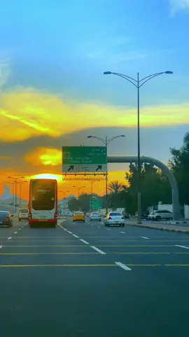 #uae #sharjah #foryoupage #foryou #fyp #uae🇦🇪 #malayalam #malayalamsong #malayalamtiktok #rta #bus #evening #eveningvibes #sunset #bluehour 