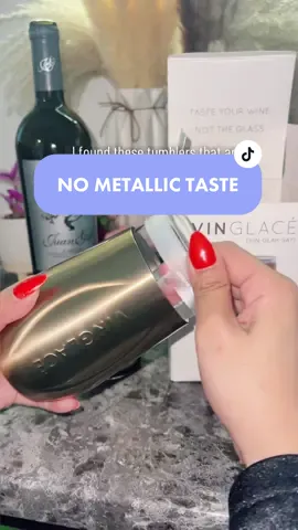 I use it to keep my water chilled🥶 #MaineBesties✨#Vinglacé#AestheticGlassware#AestheticGlassware#DoubleWallGlassCup 