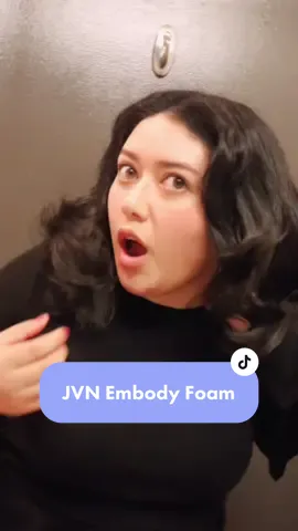 Thank you @jvnhair for sending me your new #EmbodyFoam to try with an at-home #blowout! ✨ #jvnhair #jvnqueensandco 