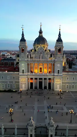 Hey guys! Check out this amazing drone footage of the beautiful Almudenas Cathedral in Madrid. You can see the intricate details of the cathedral's architecture from a bird's eye view. It's truly mesmerizing! #AlmudenasCathedral #madrid  #DroneFootage #Architecture #Travel #Spain #BeautifulView #BirdsEyeView #Stunning #MustSee #tiktoktravel 