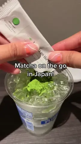 Another matcha latte on the go! #matchatok #drinksomematcha #matchalover #matchatea #matchacafe #matcharecipes #matchalattelovers #matchalatterecipe 