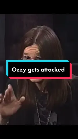Ozzy Osbourne talks about getting attacked by evangelists with his bodyguard in a coffe shop.  #ozzyosbourne #ozzy #theosbournes #osbournes #bodyguard #evangelist #coffee #interview #princeofdarkness #funny #hilarious #iconic #legend #fyp #tiktok #viral #videoviral #attacked #blacksabbath #rockandroll #icon 