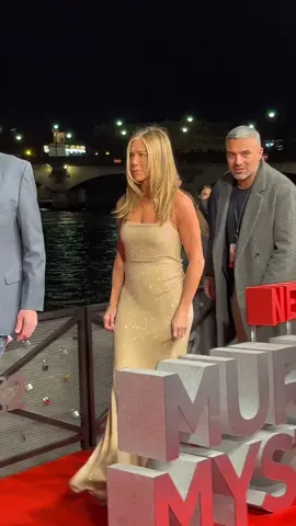 #jenniferaniston  #murdermystery2 #netflixfr #netflix