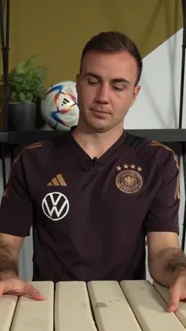 Entweder-Oder w/ @Mario Götze #dfbteam #entwederoder #germany #mariogötze #dfb 