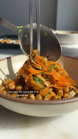 Replying to @kozmonavtek once again yelling at you about mustard #salad 