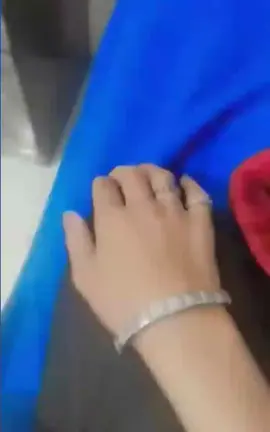 هذا اثبات اني بنت للذي بيقول يشتي يتاكد اني بنت هذا يدي وصوتي ولو كان الانترنت قوي بسوي بث مباشر بس دعمكم اجيب تلفون حلو يكون 4Gيالله نشوف تعليق ولايك واكسبلور ومشاركه الفديو بليز 