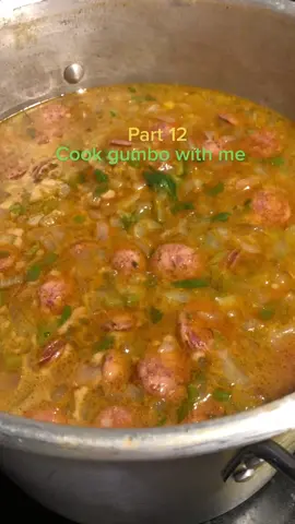 Part 12? Cook gumbo with me #cajun #cajuntiktok #gumbo 