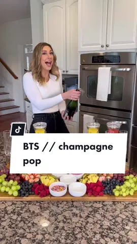 Starting a series on behind the scenes for food filming 😅 its not always as easy as it looks and some of these moments are my absolute favorite! #champagne #bts #foodies #mimosa 