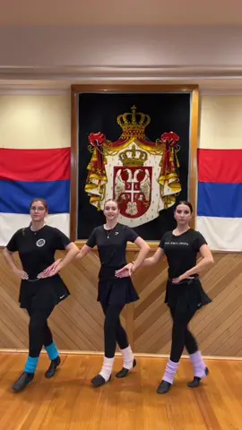 girls taking on the challenge 💪🏼 #folklor #melbourne #srbija #proba #australija #morava #folklorsrbije #folklorsrbija #fyp #serbiantiktok #serbianmusic #srbijatiktok #aus #folklore 