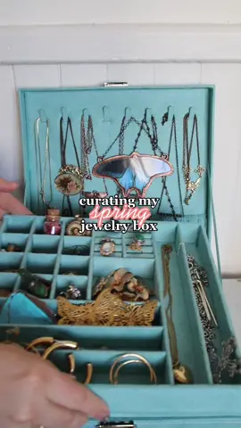 a peak into my collection 🤍 curating my spring jewlery box 💐🐇🌼 #JewelryCollection #jewelrytiktok  #smallmakers #springjewelry #SmallBusiness #shopsmall #witchythings #jewelryisart #jewelryismagic 