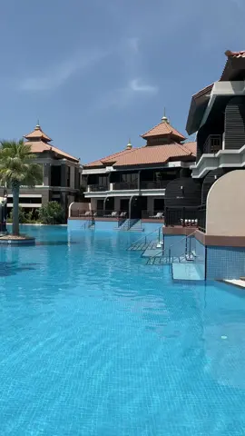 📍Anantara Palm, Dubai 🇦🇪 #dubai #palmjumeirah #anatara #uae #hotel #luxury #lagoon #travel #holiday #staycation #fyp #fypシ #foryoupage 