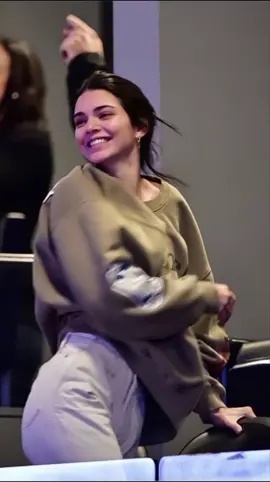 #kendalljenner #kendall #jenner #model #kardashians #kenny #fpxzlk_0 🌎