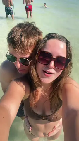 basic spring break transition @goober2223 #springbreak #kneedeepinthewatersomwhere  #kneedeep #florida #clearwater #tampa #annamaria #beach #vacation #taylorswift #erastour #boyfriend 