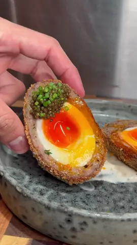 Scotch Egg 😍🥚 #scotchegg #egg #EasyRecipe #EasyRecipes #caviar #eggs #asmrfood #bacon #cooktok #FoodTok #recipesoftiktok #homecook #DinnerIdeas #eggrecipe #breakfastideas #fancy 