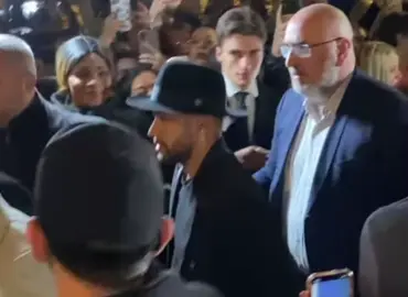 Neymar at the Paris show but his fans went crazy after seeing him🔥🤯 #neymar 👑