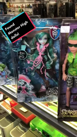 So many #monsterhigh memories at my friends store. #everafterhighdolls #bratzillaz #monsterhighdolls #everafterhigh 