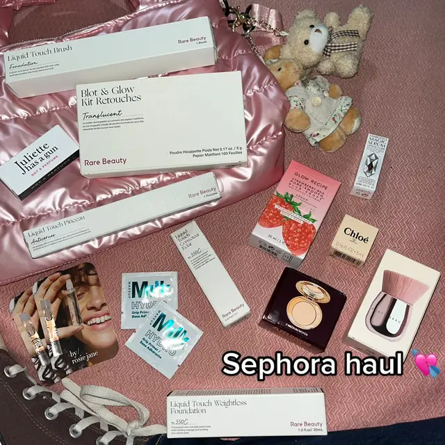Obsessed & cant wait to try all of these!! 💘💘 #sephorahaul #sephora #rarebeauty #milkmakeup #charlottetilbury #teamselena #selenagomez 