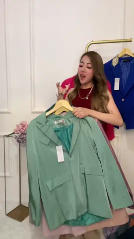 BLAZER LD JUMBO  YUK JOIN LIVENYA IMPROJECT JAM 2 siang  FOLLOW IG _IMPROJECT ##outfitwanita #bajuwanita #blazer #blazerjumbo #blazerjumbowanita #blazerfashion 