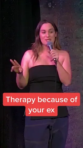 therapy girlies unite #crowdwork #dating #therapy #femalecomedian #standup 