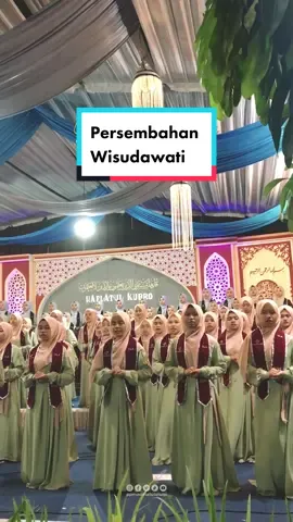 Persembahan Dari Wisudawati Pondok Pesantren Madinatul Ulum #fypシ #fyp #santri #santriputri #santriindonesia #mars #wisuda #wisudapesantren #haflah @pp.putri Madinatul Ulum 