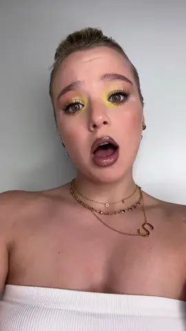 🫦