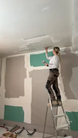 Plastering #construction #renovation #plastering #plaster #drywallfinisher #drywall #ba13 #placoplatre #boulot #monaco #f 