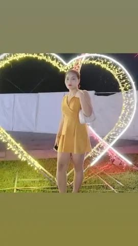 em sẽ lặng yên như ko biết gì 😌